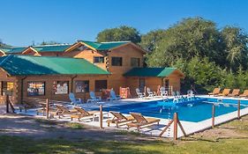 Del Milagro Cabanas & Posada